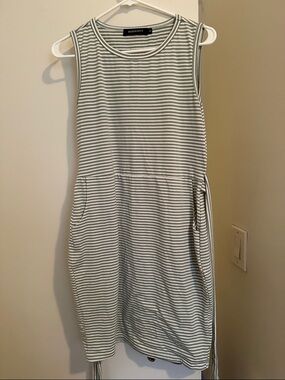 Sleeveless Striped Casual Dress in Light Green and White